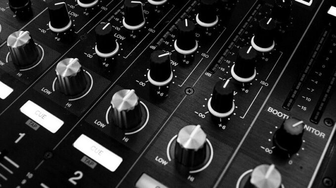 jakie nagłośnienie dla dj na impreze